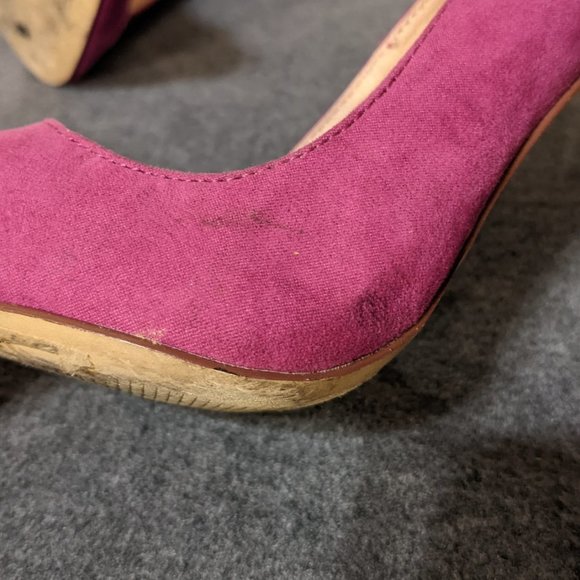 Liliana Pink Suede Pump Heels - Picture 6 of 8